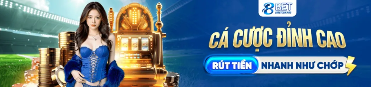 Sân đấu đá gà trực tuyến tại OKKING85 2026 với không khí sôi động